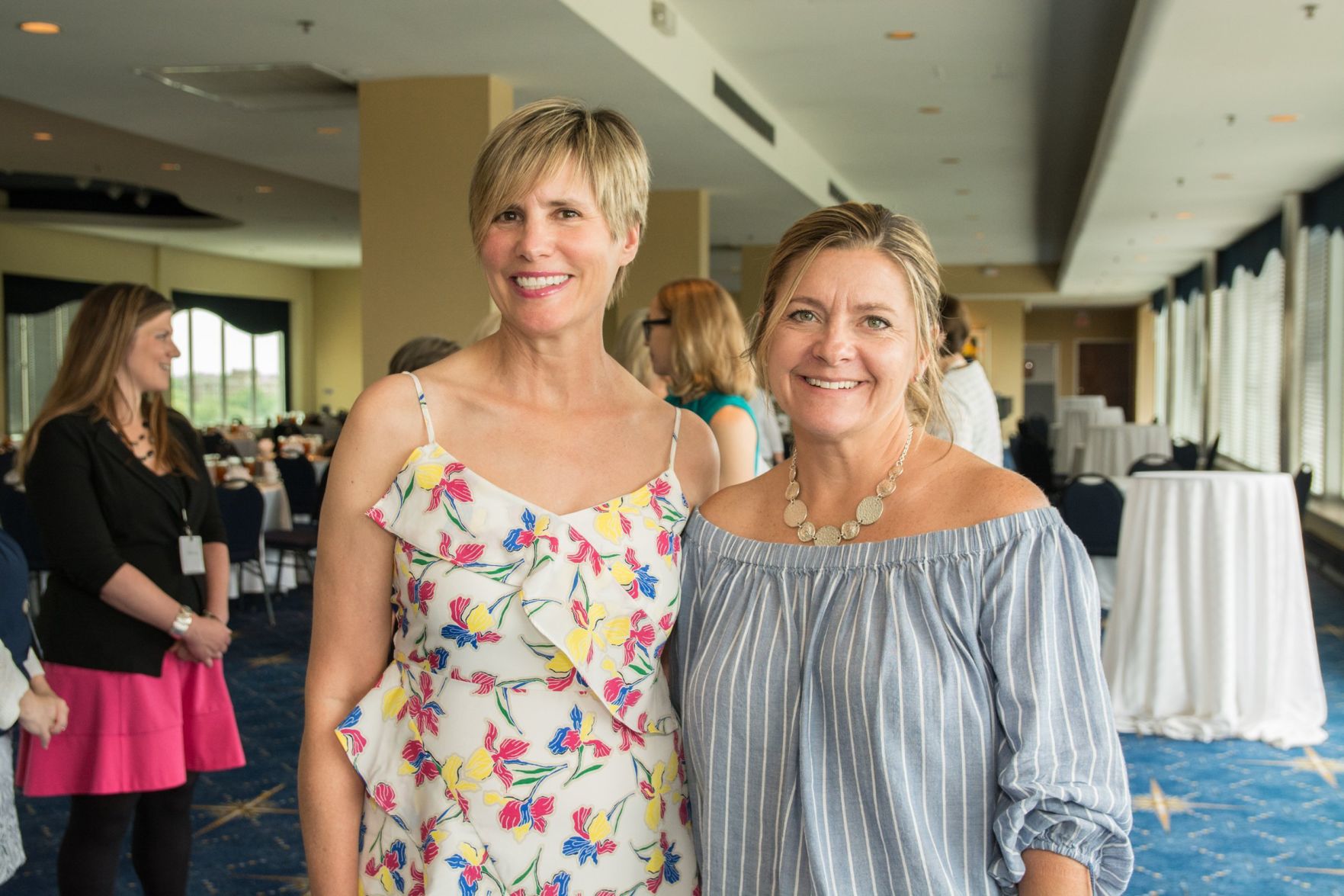 Carol Enright, Beth Pruett